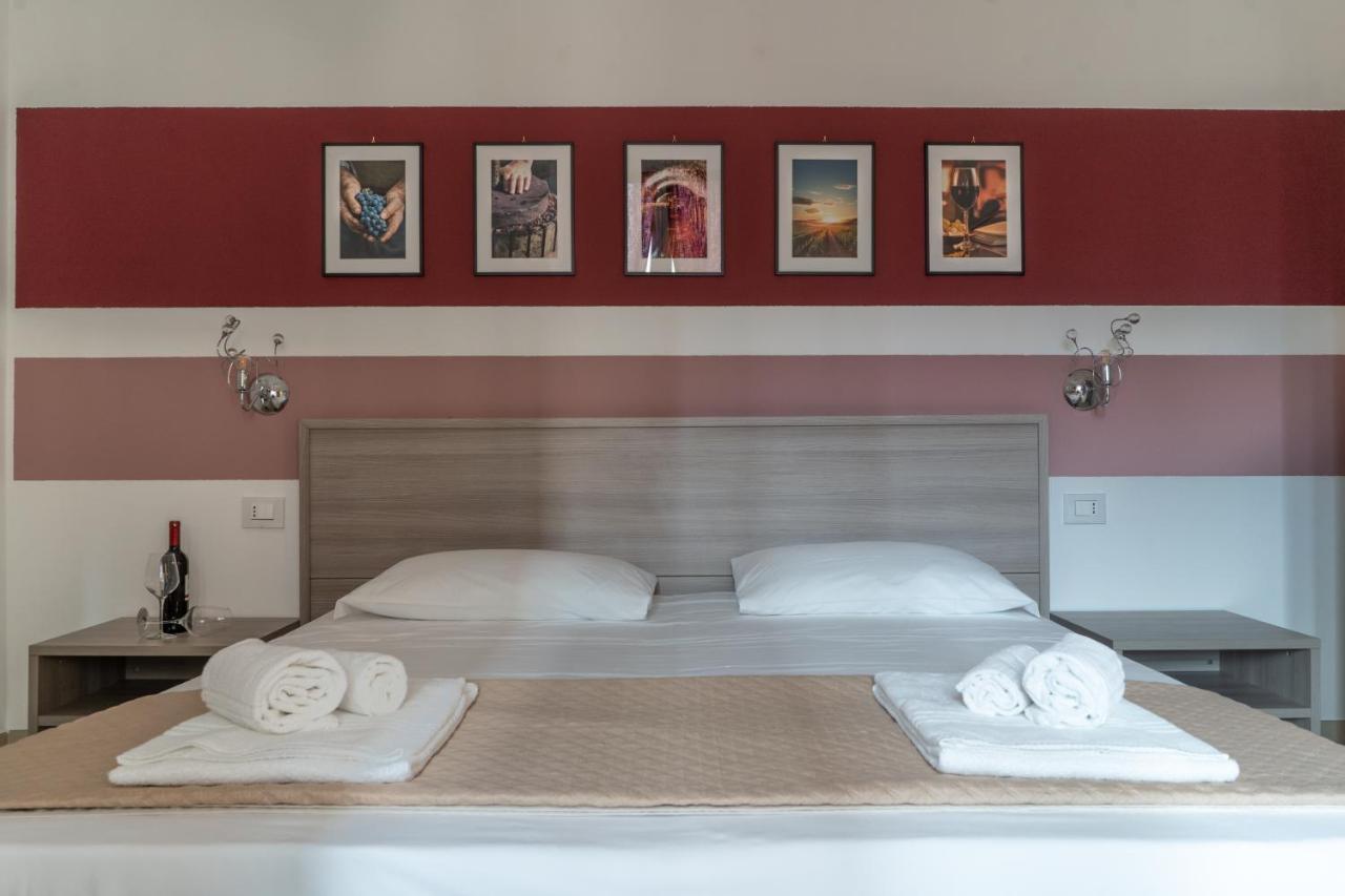 Le Stanze Dei Poeti E Del Vino Hotel La Spezia Luaran gambar